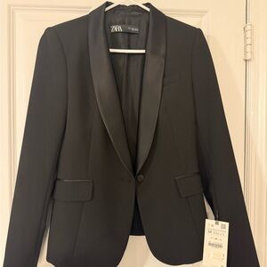 Zara Women's Black Blazer